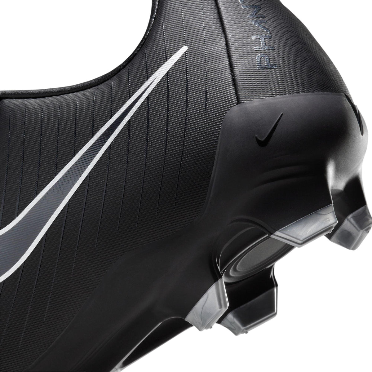 Nike Phantom GX 2 Academy Firm Ground Boots