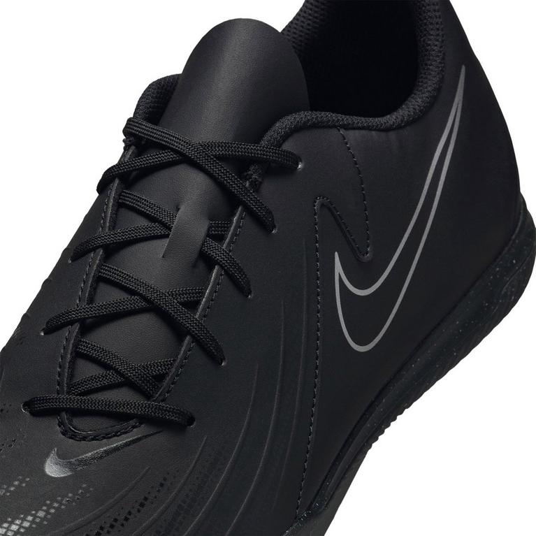 Nike Phantom GX 2 Club Indoor Football Shoes