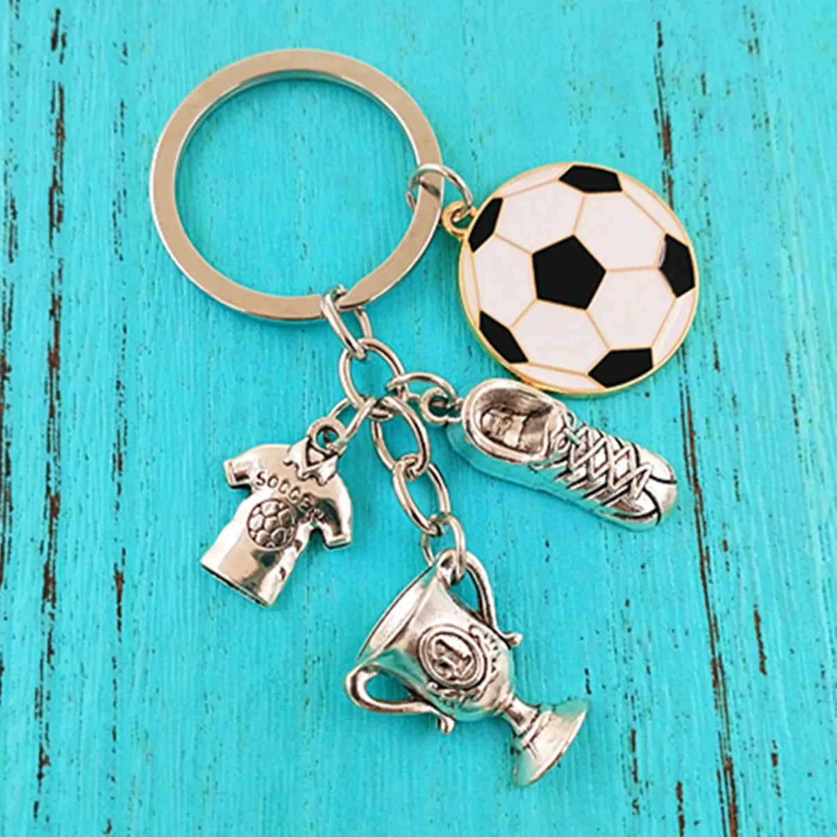 Fashionable Metal Keychain I Love Football